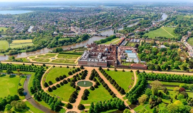 P15: Hampton Court & Windsor Castle Tour