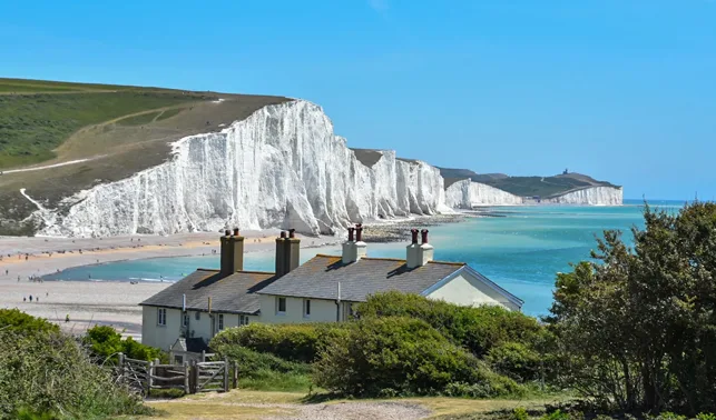 P10: Brighton Pier & Seven Sisters White cliffs